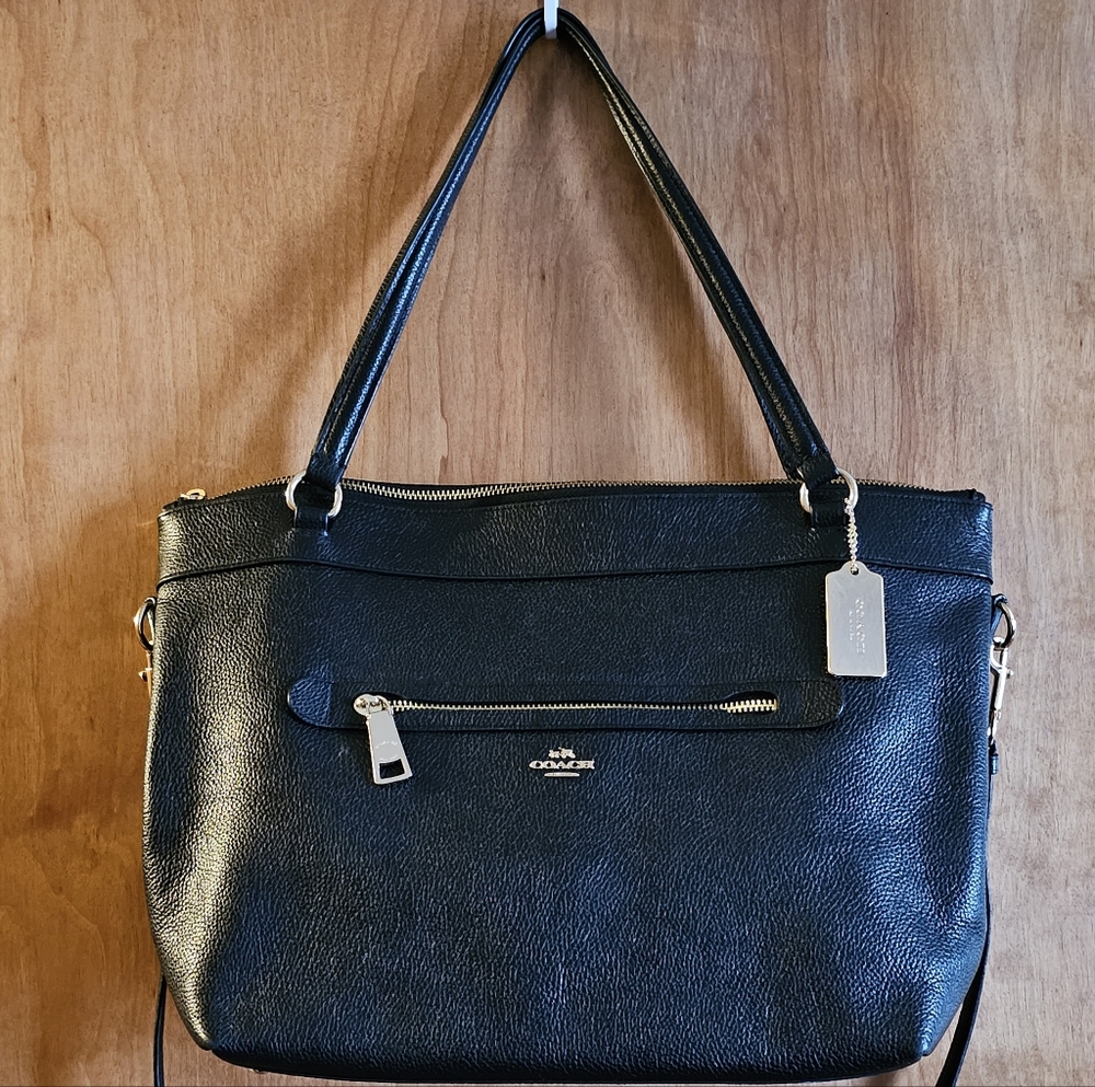 Coach Black Leather Shoulder Bag w/Crossbody Strap & Gold Accents